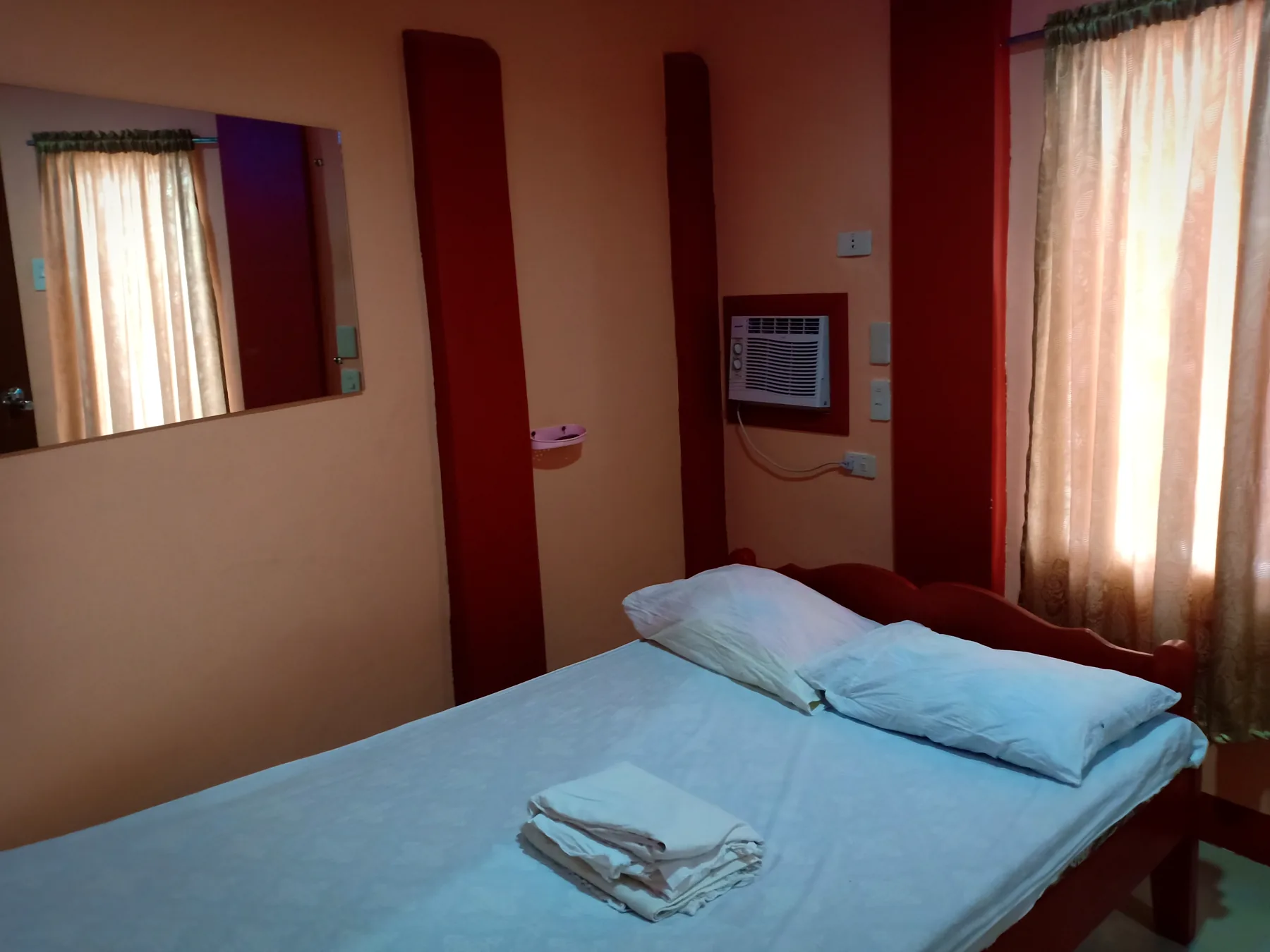 Actual Sphere Lodge room