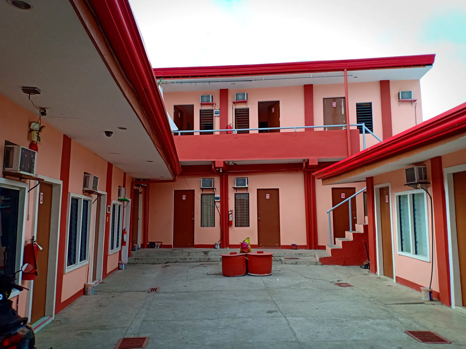 Actual Sphere Lodge courtyard